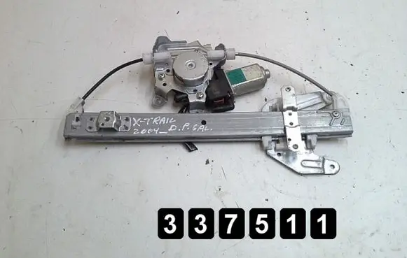 Nissan X-Trail T30 Front door window regulator with motor 8073089913