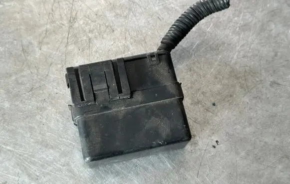 Nissan Qashqai Relay mounting block 252309F915 252309F920