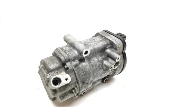 Toyota RAV 4 (XA50) Air conditioning (A/C) compressor (pump) 0424000171 ESB27C 2C00872