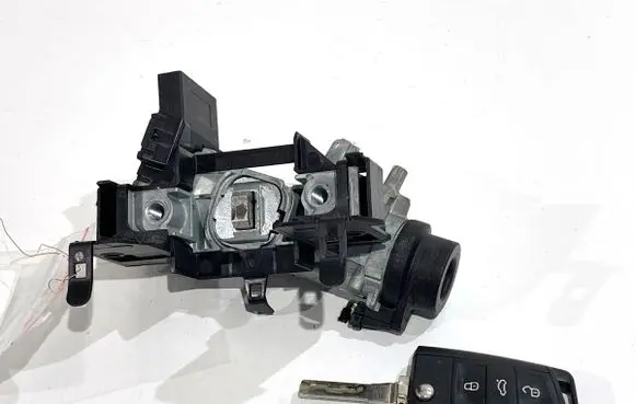 Seat Toledo IV (NH) Ignition lock 1KO905851