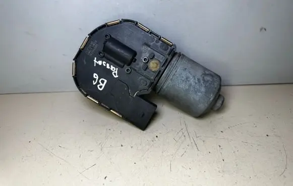 Volkswagen PASSAT B6 Wiper motor 3C1955119 0390241791