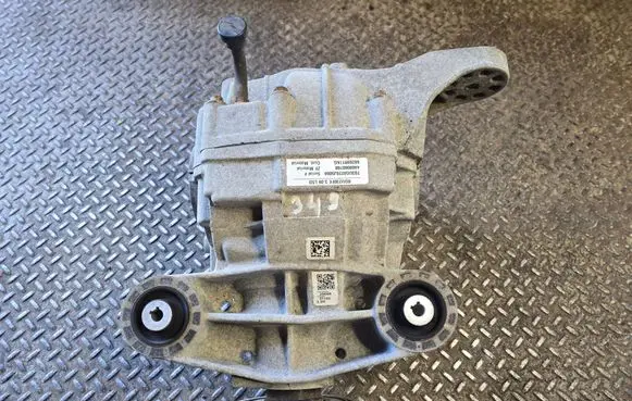 Dodge Challenger Rear differential 68269917AG 4460060780
