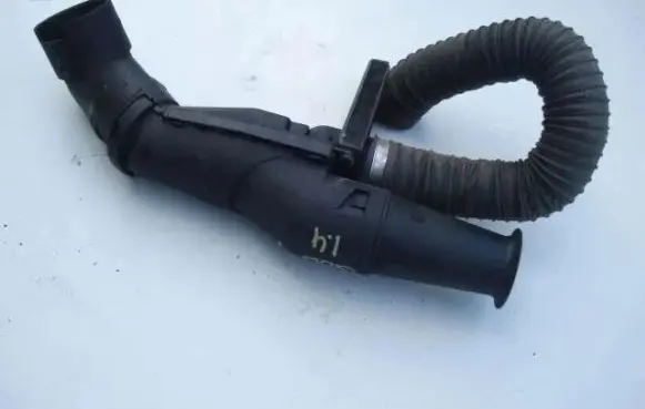 Volkswagen Golf IV Intercooler hose/pipe