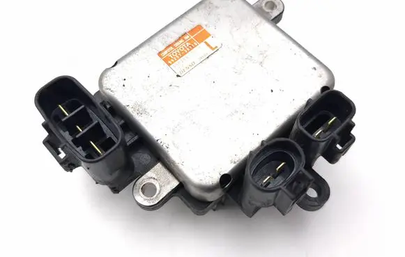 Lexus IS III XE30 Fan control module 8925730110 4993003570