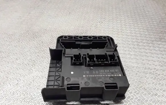 Seat Leon (1P) Comfort/convenience module 1K0959433BT