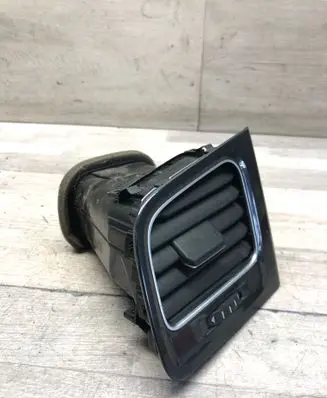 Volkswagen Golf VII Dashboard side air vent grill/cover trim 5G1819703 5G1819247
