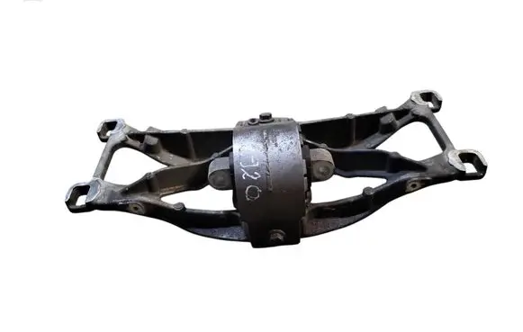 Jaguar XF X250 Engine mounting bracket 4R835060