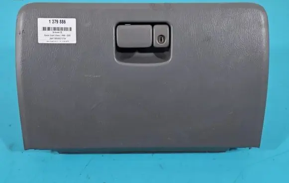 Suzuki Grand Vitara I Glove box IMPRK1379886