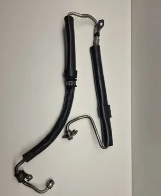 Power steering hose/pipe/line