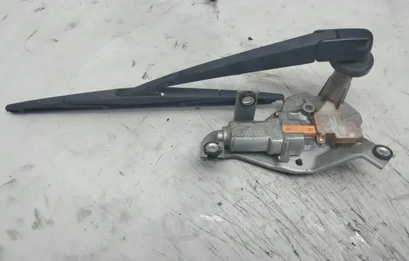 Honda CR-V Rear window wiper motor 