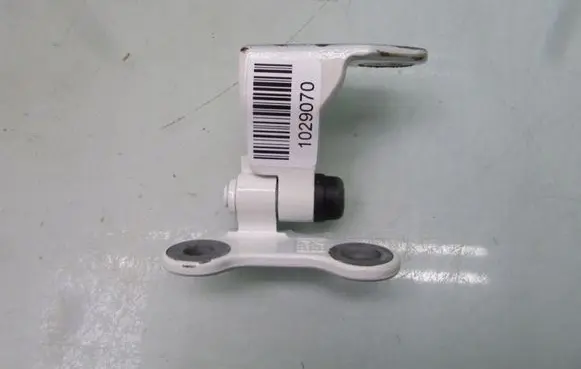 Nissan Qashqai J12 Rear door upper hinge