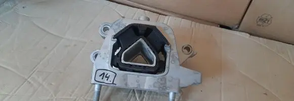 Peugeot 208 II Engine mount vacuum valve 9826533880