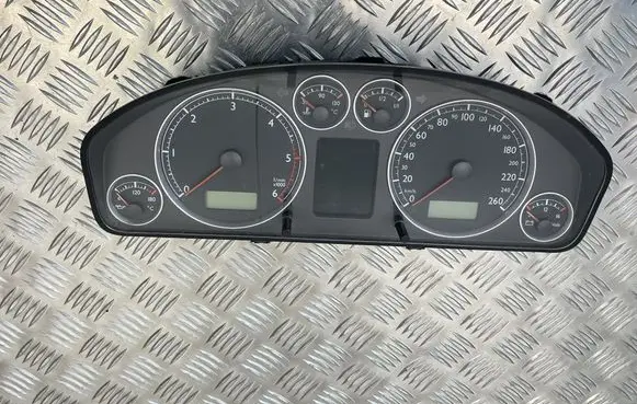 Volkswagen Sharan Speedometer (instrument cluster) 7M3920940C 0305000226 YM2110849AEA