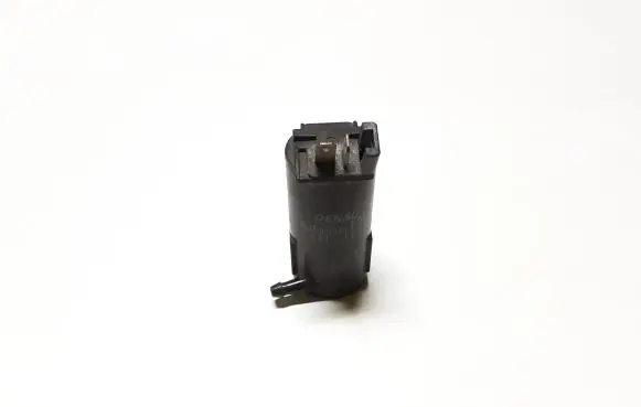 Suzuki XL7 I Windscreen/windshield washer pump 0602101480