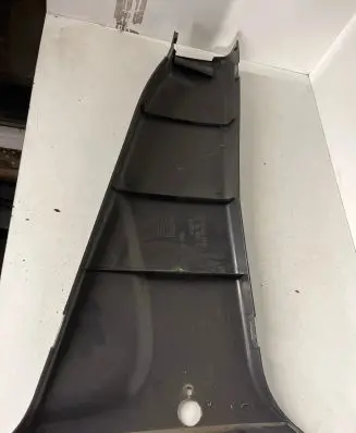 Mercedes-Benz A W168 (B) pillar trim (bottom) 1686920122