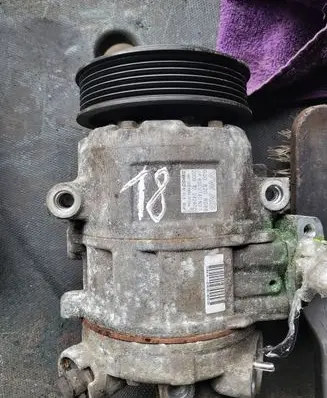 Audi A4 S4 B5 8D Air conditioning (A/C) compressor (pump) 8Q0820808B