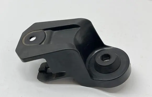 Volvo XC60 Air filter cleaner box bracket assembly 31439663