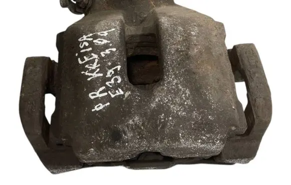 BMW 5 E39 Front brake caliper 34116773131 6773131