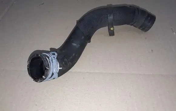 Volkswagen Tiguan Engine coolant pipe/hose NOCODE