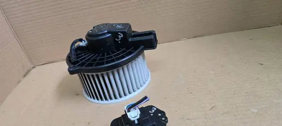 Mazda 6 Heater fan/blower HB111EG2101 8727000690 PM010010B
