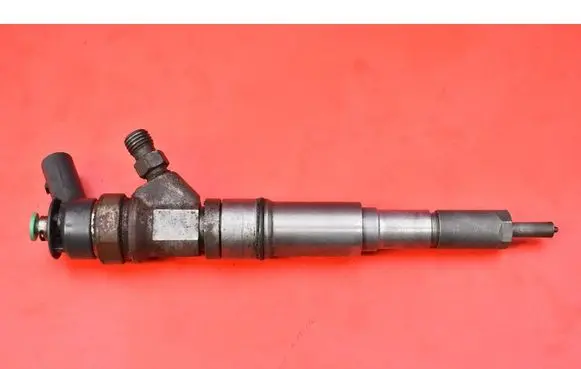 BMW 1 E81 E87 Fuel injector 0445110209