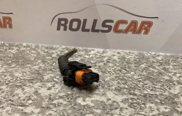 Volvo S60 Fuel injector wires 