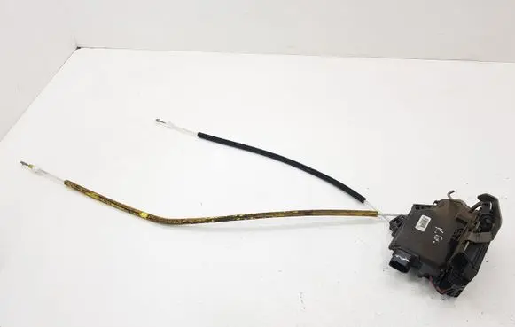 Audi A6 S6 C5 4B Rear door lock 4B0839015G
