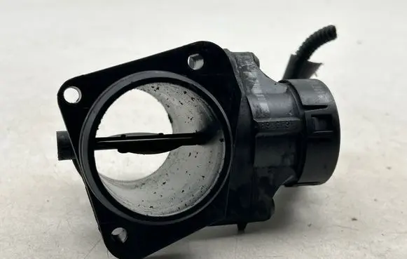 Ford Fusion Throttle valve 25344296