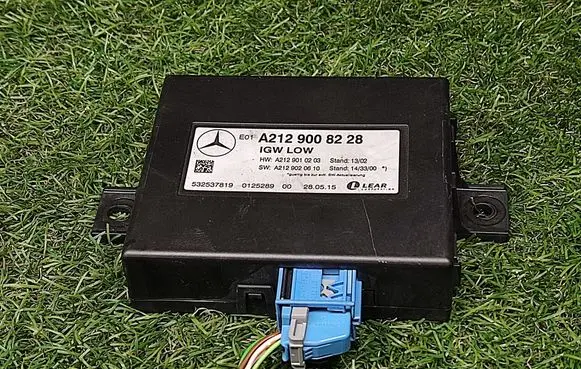 Mercedes-Benz E W212 Gateway control module A2129008228 A2129010203 A2129020610