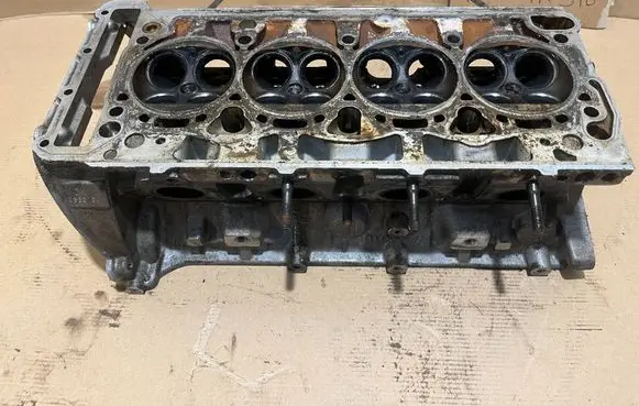 Skoda Fabia Mk2 (5J) Engine head 06H103373K