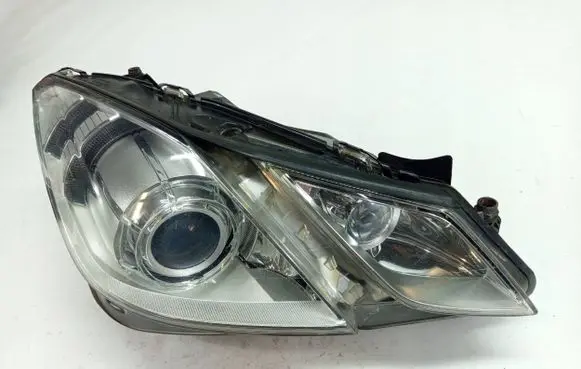 Mercedes-Benz E C207 W207 Headlight/headlamp A2078200259