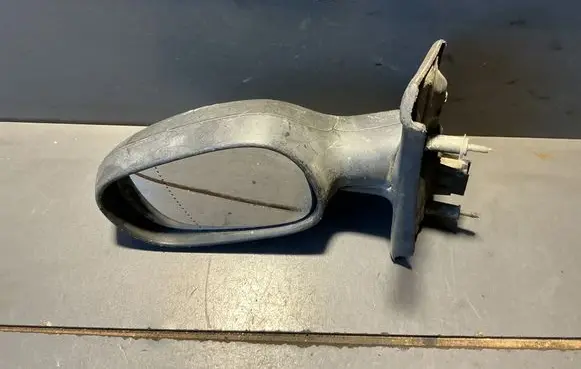 Renault Scenic I Front door electric wing mirror E1010461