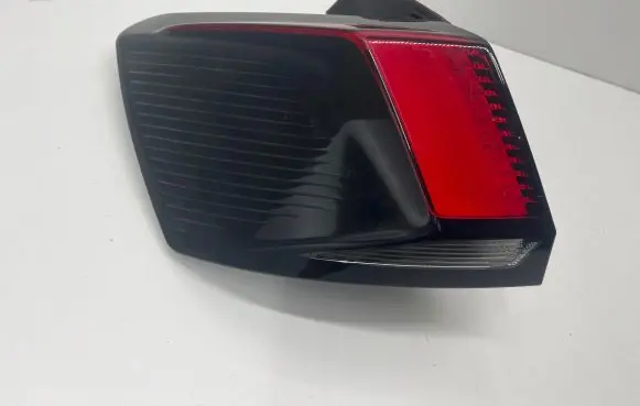 Peugeot 3008 II Rear/tail lights 9810477180 81550101