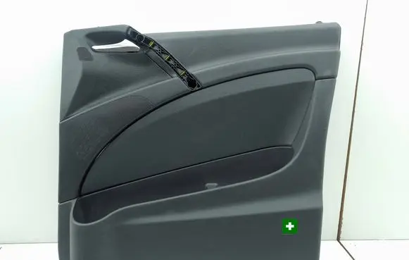 Mercedes-Benz Vito Viano W639 Front door card panel trim A639727 P0081185