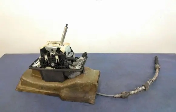 Audi A8 S8 D3 4E Gear shift rod 4E1713041N