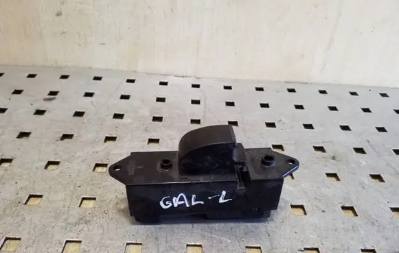 Mitsubishi Outlander Electric window control switch 8608A063