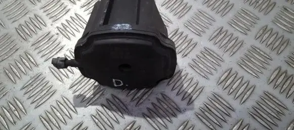 Vacuum air tank