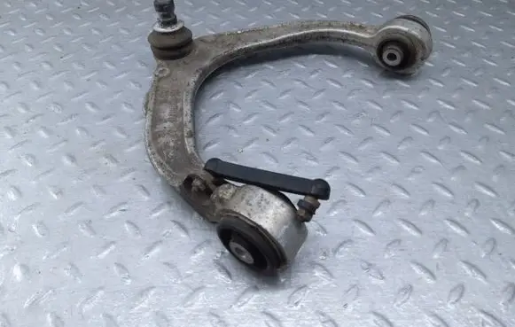BMW X5 E70 Front lower control arm/wishbone 6776417