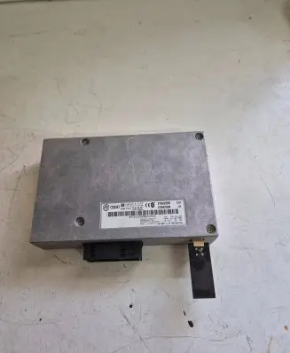 Audi A4 S4 B8 8K Bluetooth control unit module 8T0862335B 93B0DS085044946