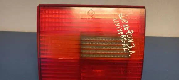 Volkswagen PASSAT B4 Rear/tail lights 394109