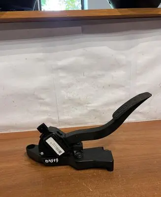 Jaguar XF X250 Accelerator throttle pedal GX739F836CA D4519