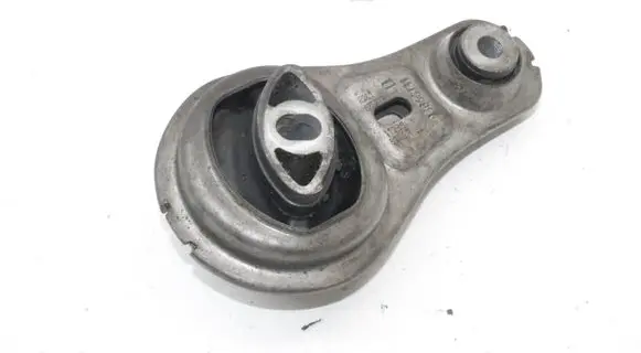 Opel Movano B Gearbox mount 8200675206