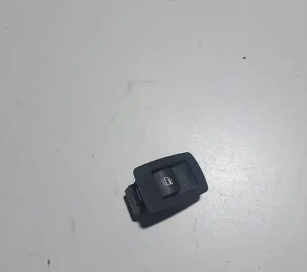 BMW X3 E83 Electric window control switch 9113773 15939948 1208A