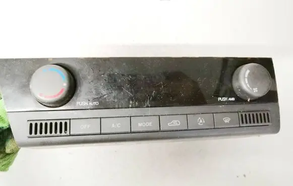SsangYong Kyron Climate control unit 6870009020 68700-09020