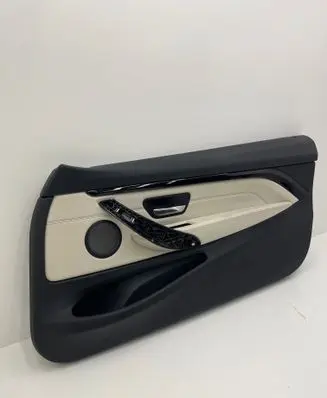 BMW 4 F32 F33 Front door card panel trim 7934020202