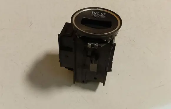 Volkswagen PASSAT B6 Ignition lock 3C0905843M