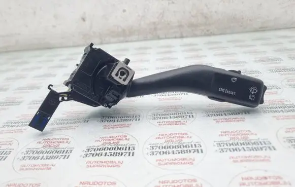 Volkswagen Golf Plus Wiper control stalk 1K0953519A