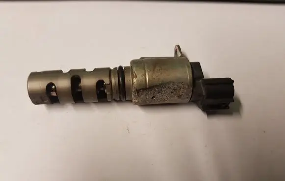 Lexus GS 250 350 300H 450H Valve oil control 33801050001