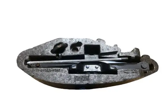 Jaguar XJ X350 Tool set 2W9A17E043AE D3L5A 98AB17K038AB