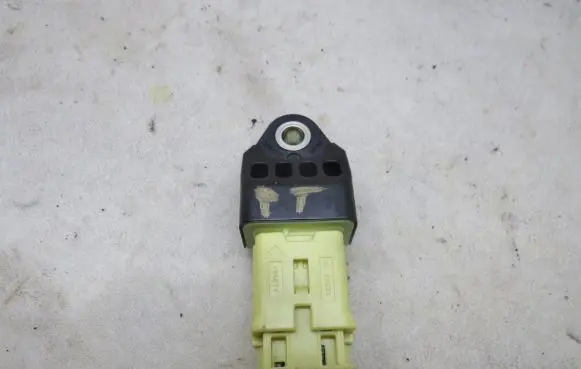 Toyota Prius (XW30) Airbag deployment crash/impact sensor 8983175020
